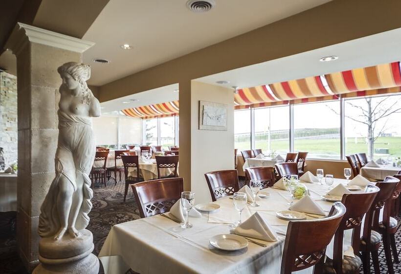 Szálloda Monte Carlo Inn Vaughan Suites