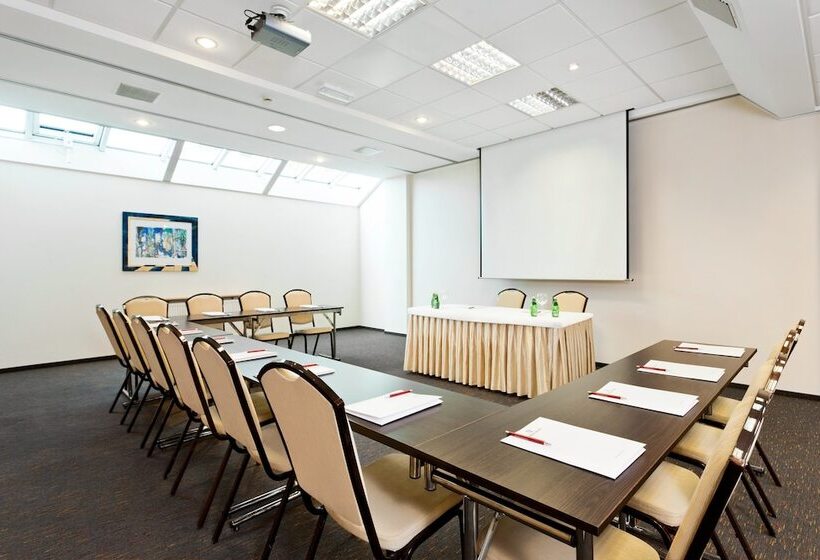 Qubus Hotel Zielona Góra