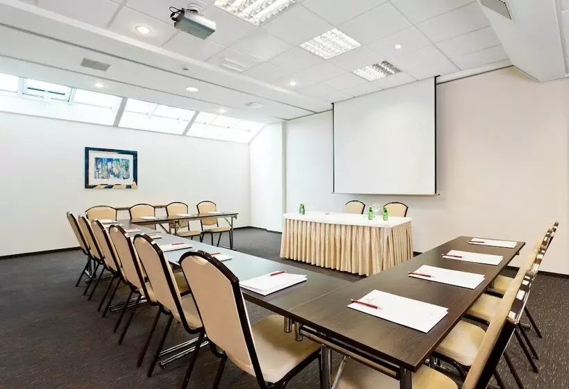 Qubus Hotel Zielona Góra