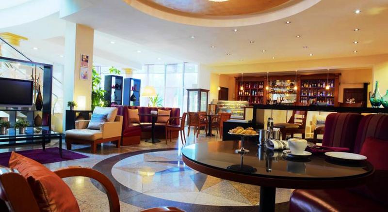 فندق Renaissance Samara