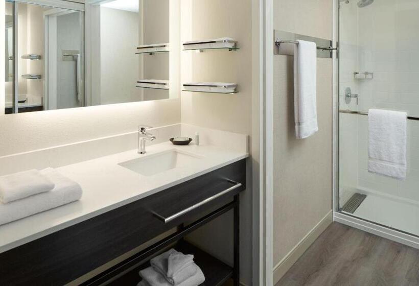 فندق Residence Inn By Marriott Montreal Airport