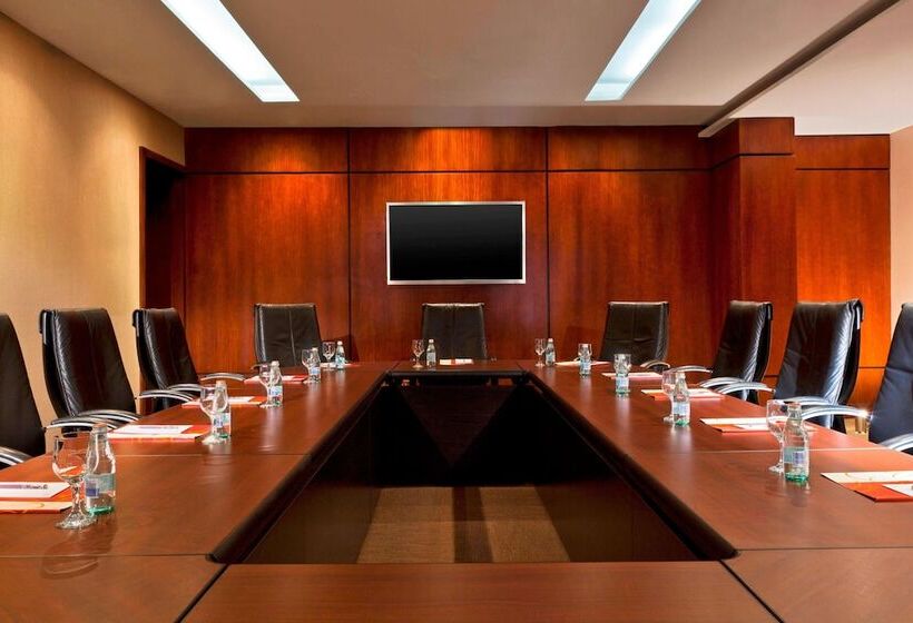 בית מלון כפרי Sheraton Grand Panama