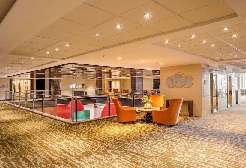 בית מלון כפרי Sheraton Grand Panama