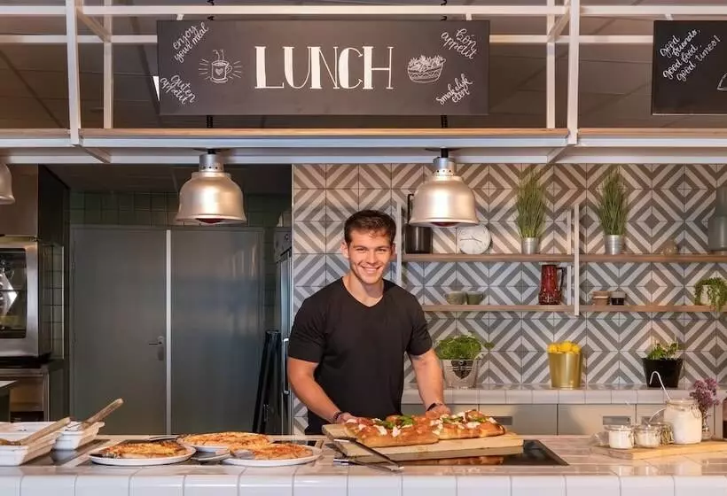 ホテル Stayokay Hostel Maastricht