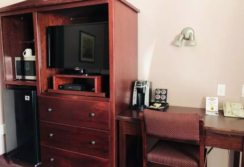 فندق Super 8 By Wyndham Lake Country/winfield Area