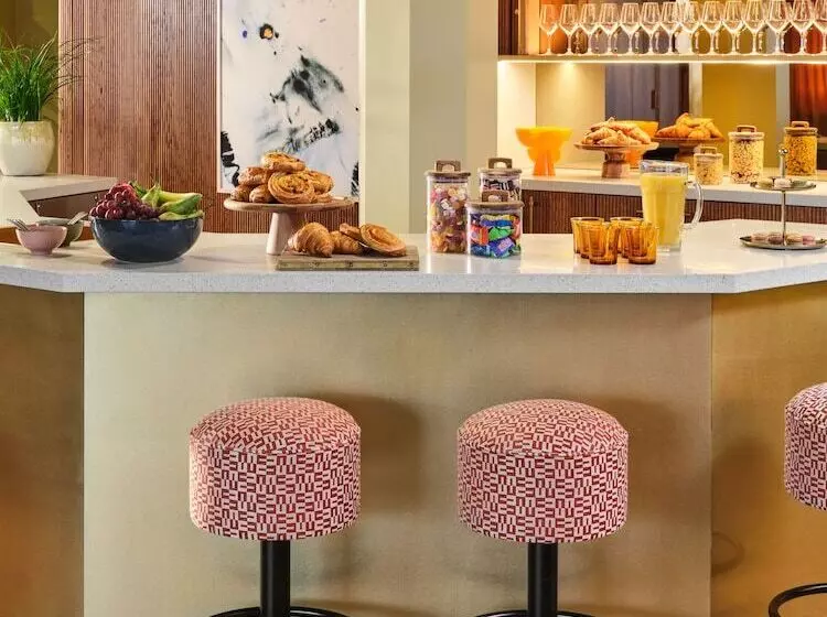 בית מלון כפרי The Hoxton, Lloyd Amsterdam