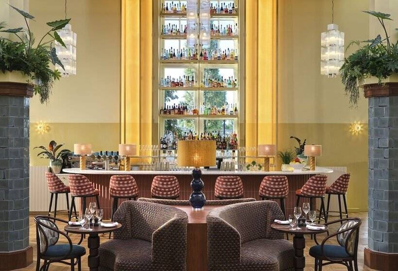 فندق The Hoxton, Lloyd Amsterdam