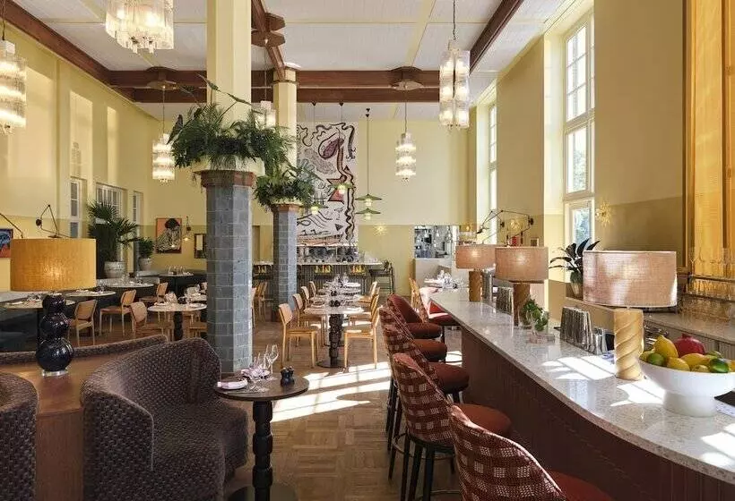 בית מלון כפרי The Hoxton, Lloyd Amsterdam