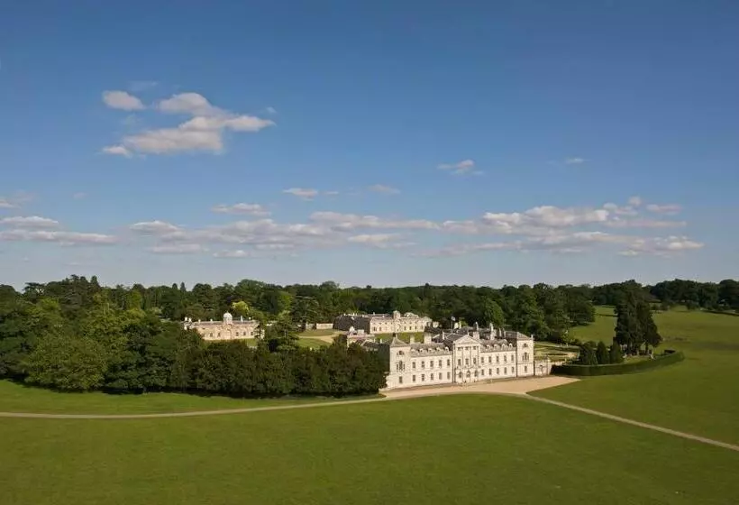 Отель The Woburn