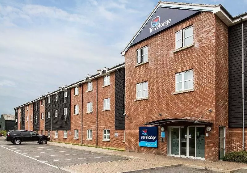 ホテル Travelodge Stansted Great Dunmow