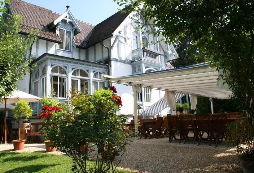 Hotel Barleben Am See