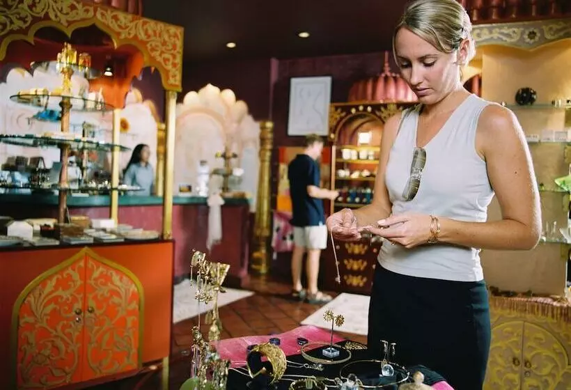 Отель Impiana Private Villas Seminyak