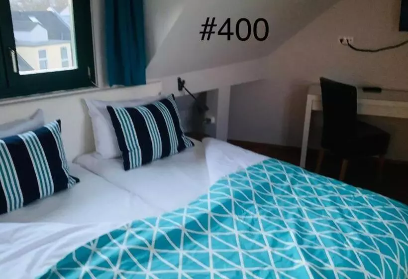 호텔 Villa Klemm   Wiesbaden City