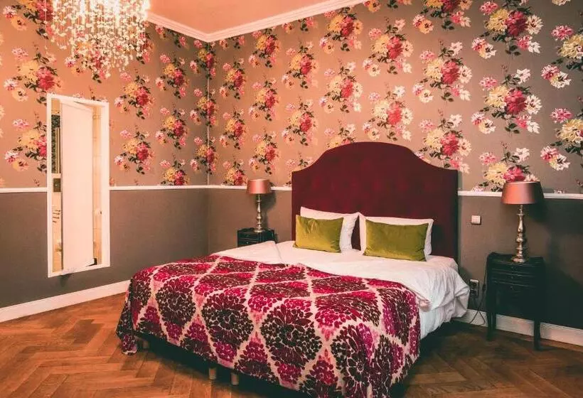 호텔 Villa Klemm   Wiesbaden City