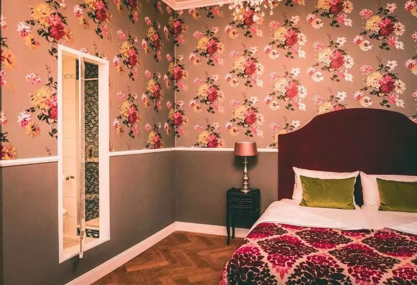 호텔 Villa Klemm   Wiesbaden City