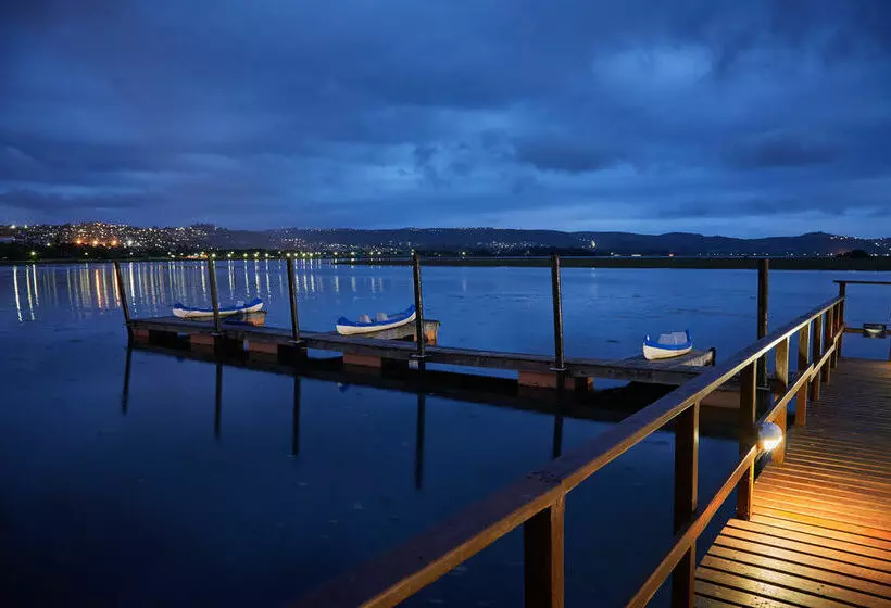 Отель Knysna River Club