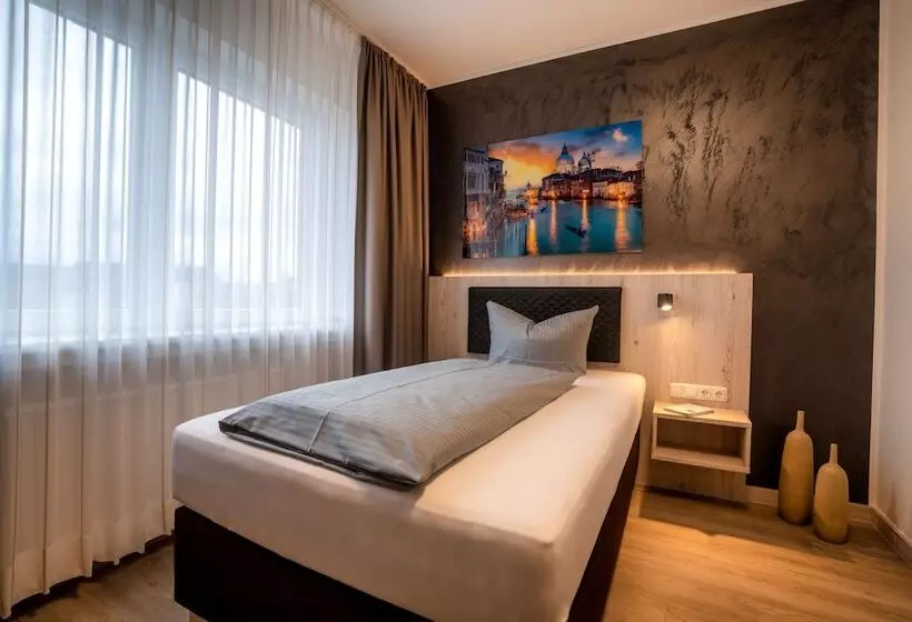 בית מלון כפרי Monopol