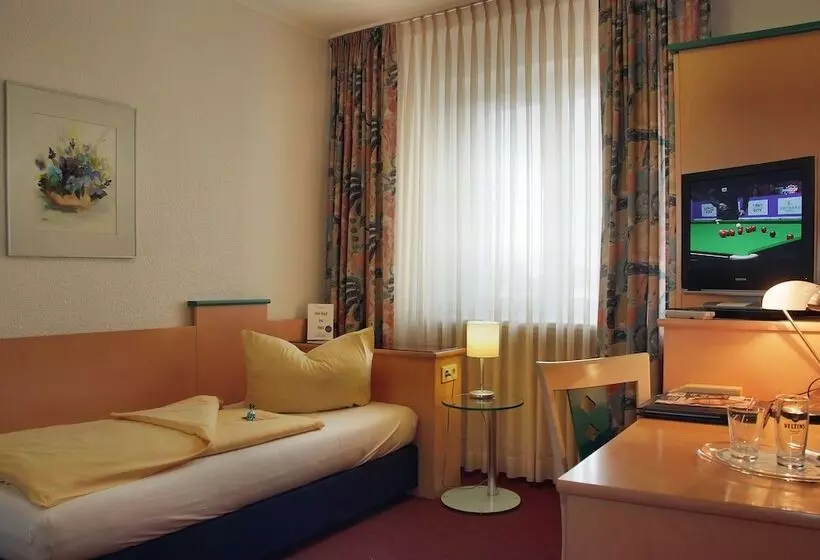 בית מלון כפרי Monopol