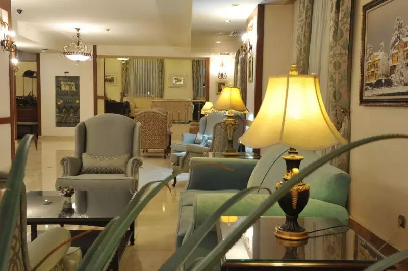 Отель Usta Park