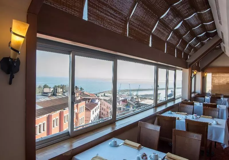 Отель Usta Park