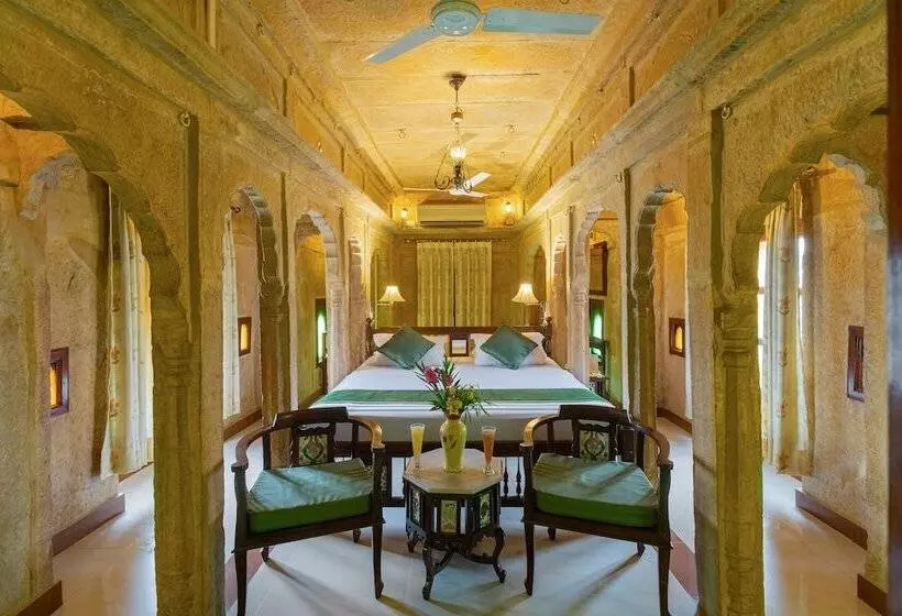 Hotelli Welcomheritage Mandir Palace