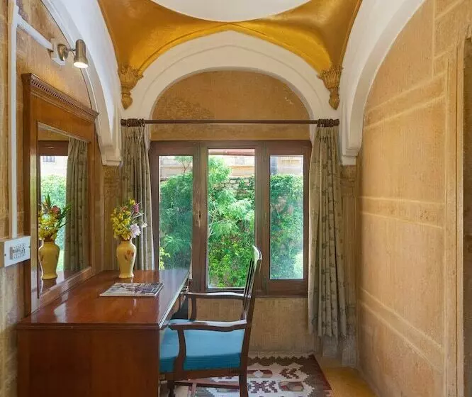 Hotelli Welcomheritage Mandir Palace