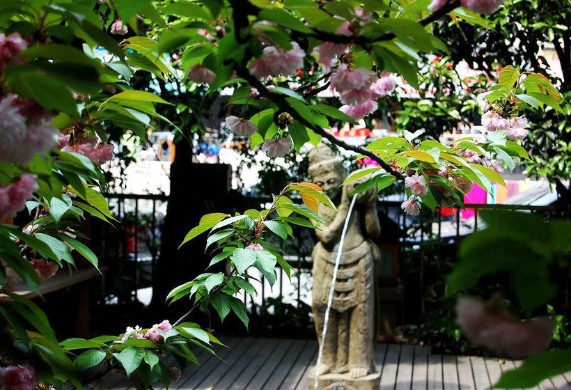 Отель Ssaw Boutique  Yiwu Trade City