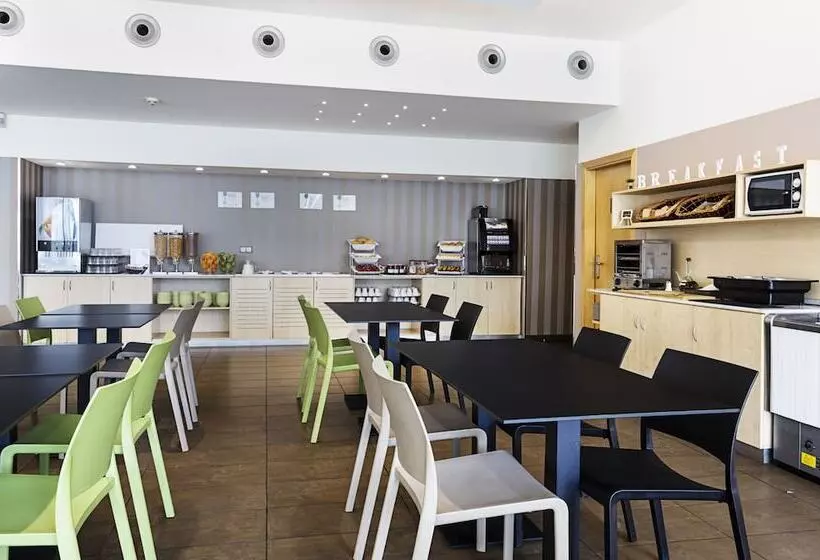 B&b Hotel Madrid Aeropuerto T1 T2 T3
