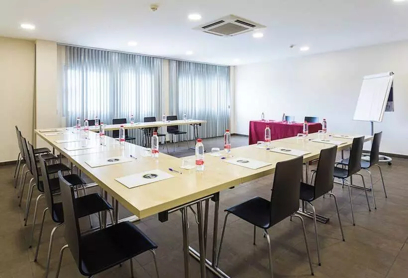 B&b Hotel Madrid Aeropuerto T1 T2 T3