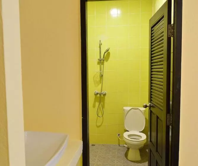 ホテル Baan Nam Ping Riverside Homestay