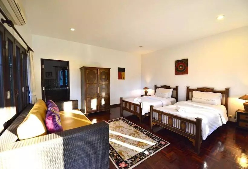 ホテル Baan Nam Ping Riverside Homestay