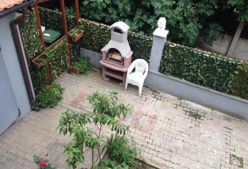 בית מלון כפרי Bonola