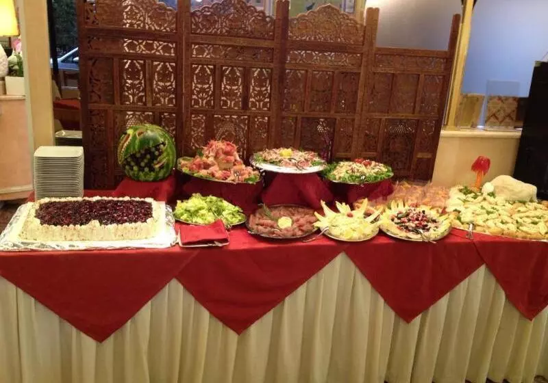 هتل Britannia Rimini Marina Centro