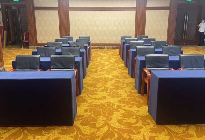 בית מלון כפרי Sun Moon Lake