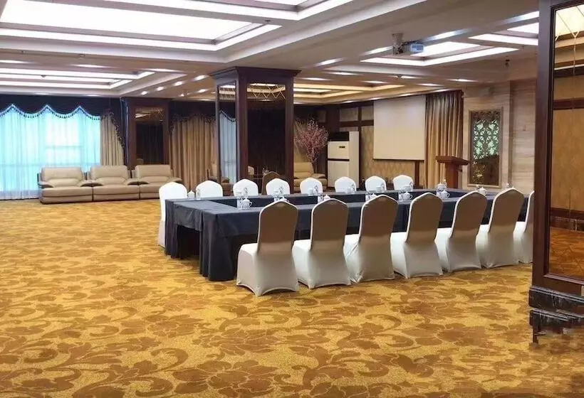 Отель Sun Moon Lake