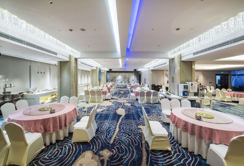 בית מלון כפרי Sun Moon Lake