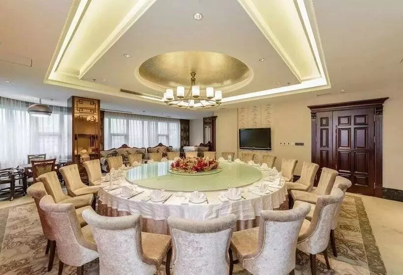 Отель Sun Moon Lake