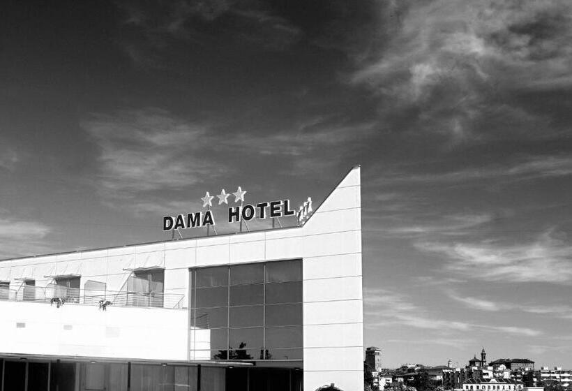 Hotel Dama