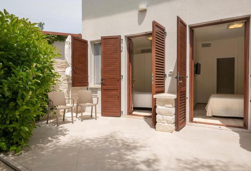 בית מלון כפרי Giardino Suites&spa