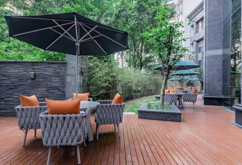 هتل Holiday Inn Chongqing Guanyinqiao By Ihg