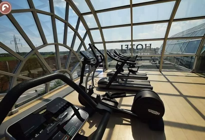 ホテル Ferretti Majestichouse