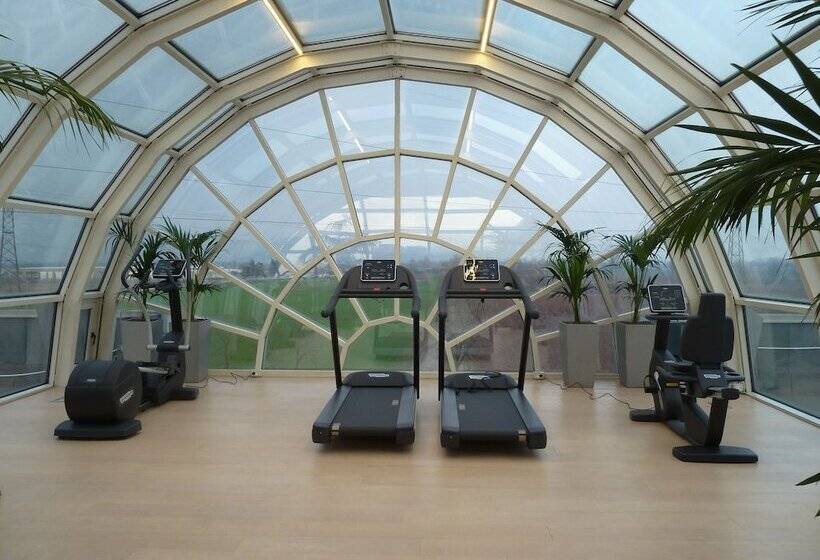 בית מלון כפרי Ferretti Majestichouse