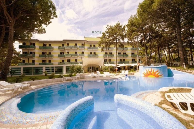 فندق Mediterraneo