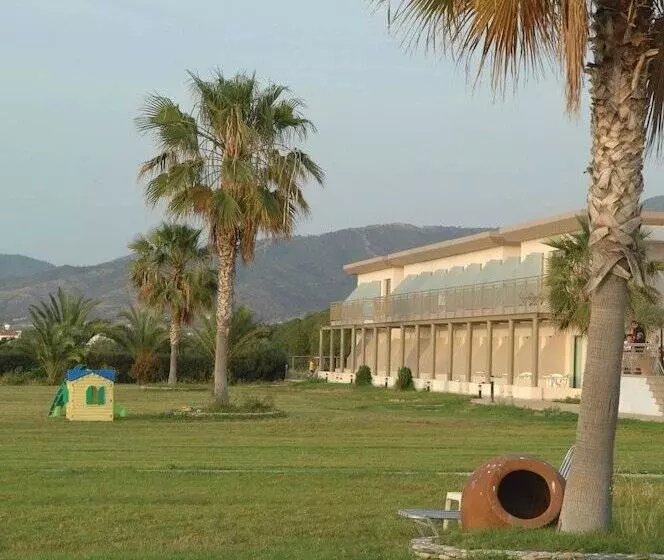 Natura Beach Hotel And Villas