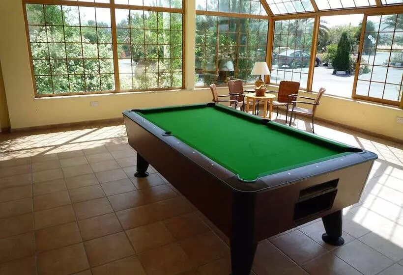 Natura Beach Hotel And Villas