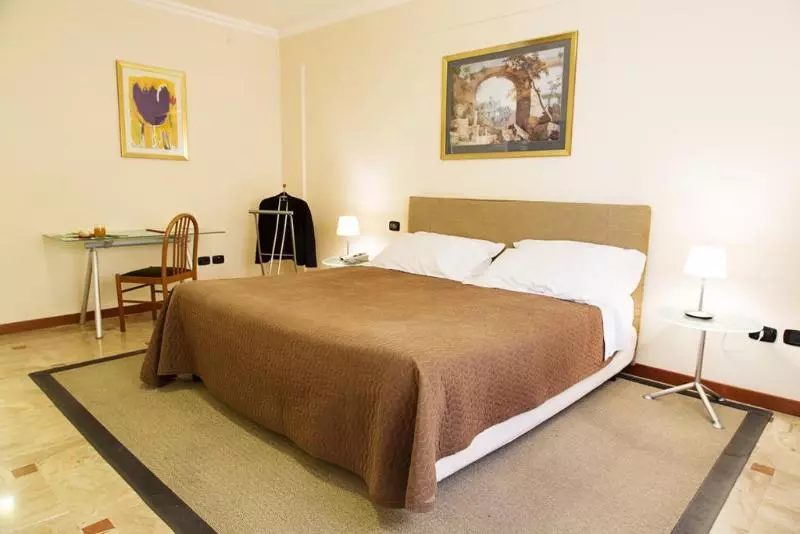 ホテル Palace 2000