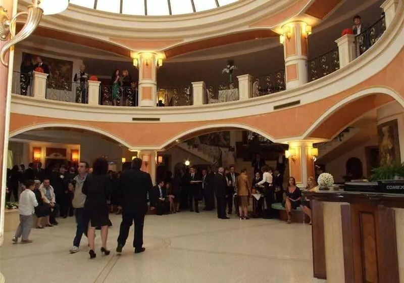 Отель Parco Dei Principi