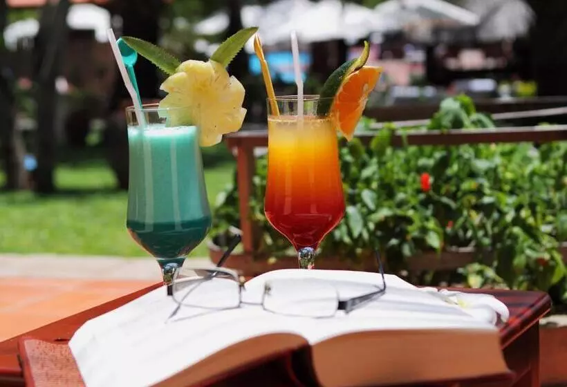 هتل Phu Hai Beach Resort & Spa Phan Thiet