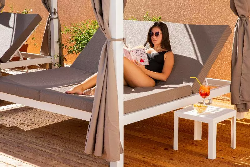 호텔 Punta Nord Est