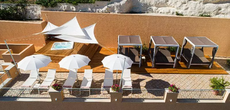 호텔 Punta Nord Est